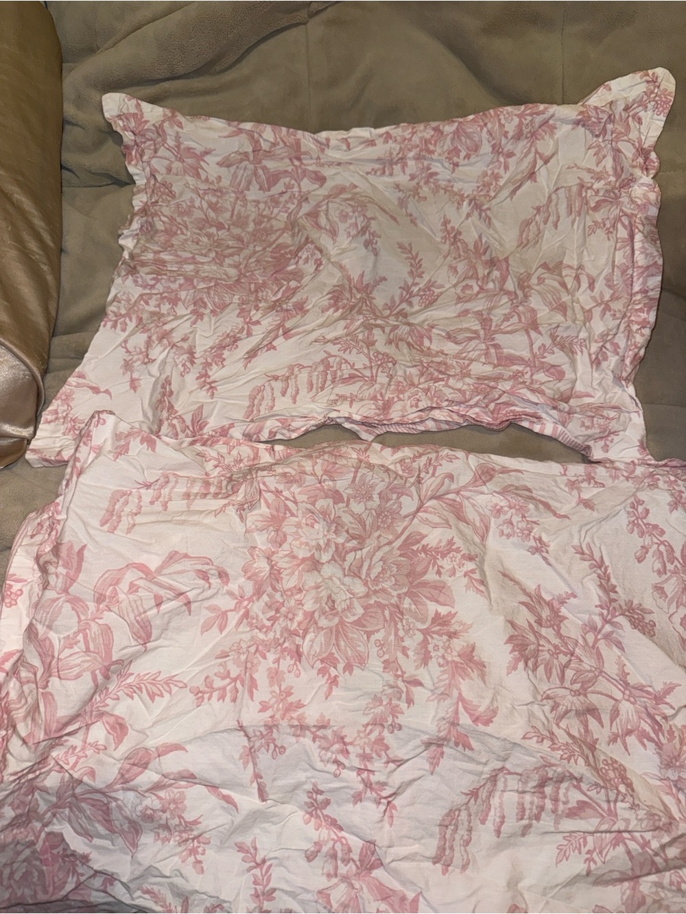 Pink Floral Pillowcase Set - Soft Vintage Floral Design